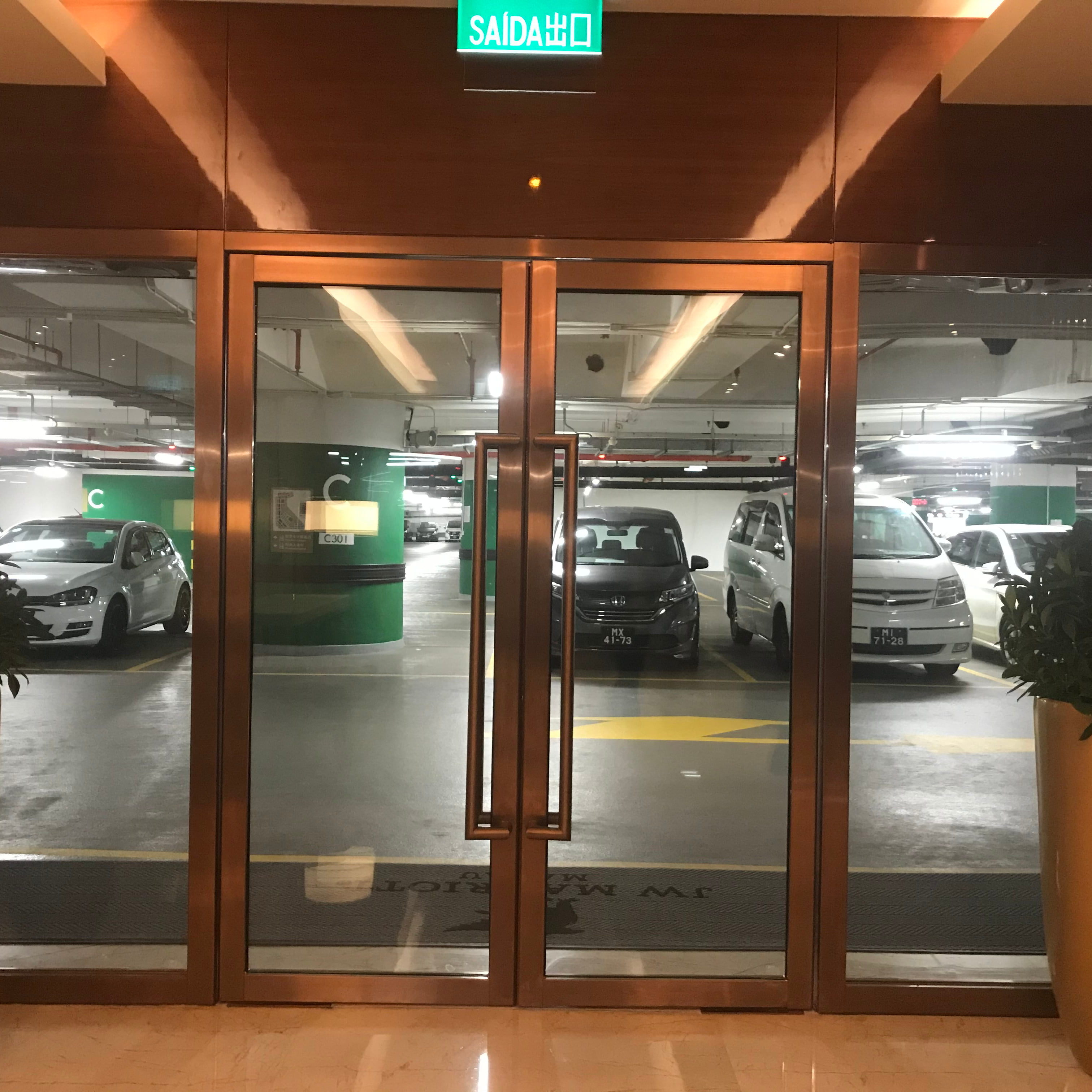Modern Design Fire-Resistant Swing Glazing Door for Elevators High Quality Entry Door with Finished Surface for Apartment Use
