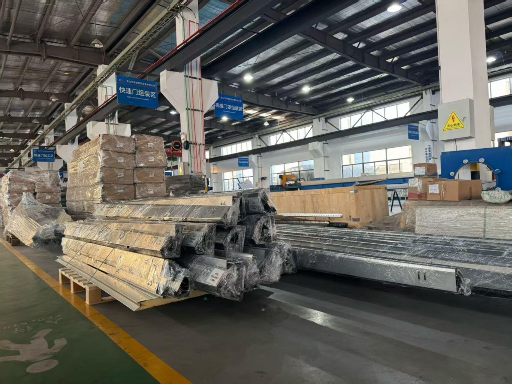 External Roll Type Metal Aluminum Alloy Industrial Lifting Door Heavy Duty Drum Spiral High Speed Door