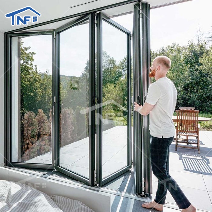 Custom NFRC Approved Modern Exterior Aluminum Tempered Glass Soundproof Waterproof Bi-Fold Accordion Powder Coated Folding Door