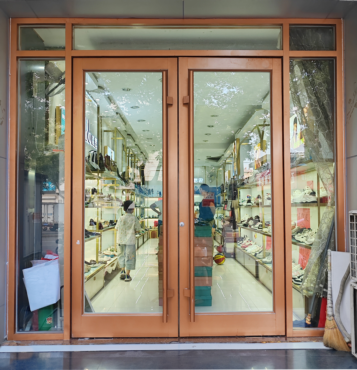 Commercial Modern Glass Front Door