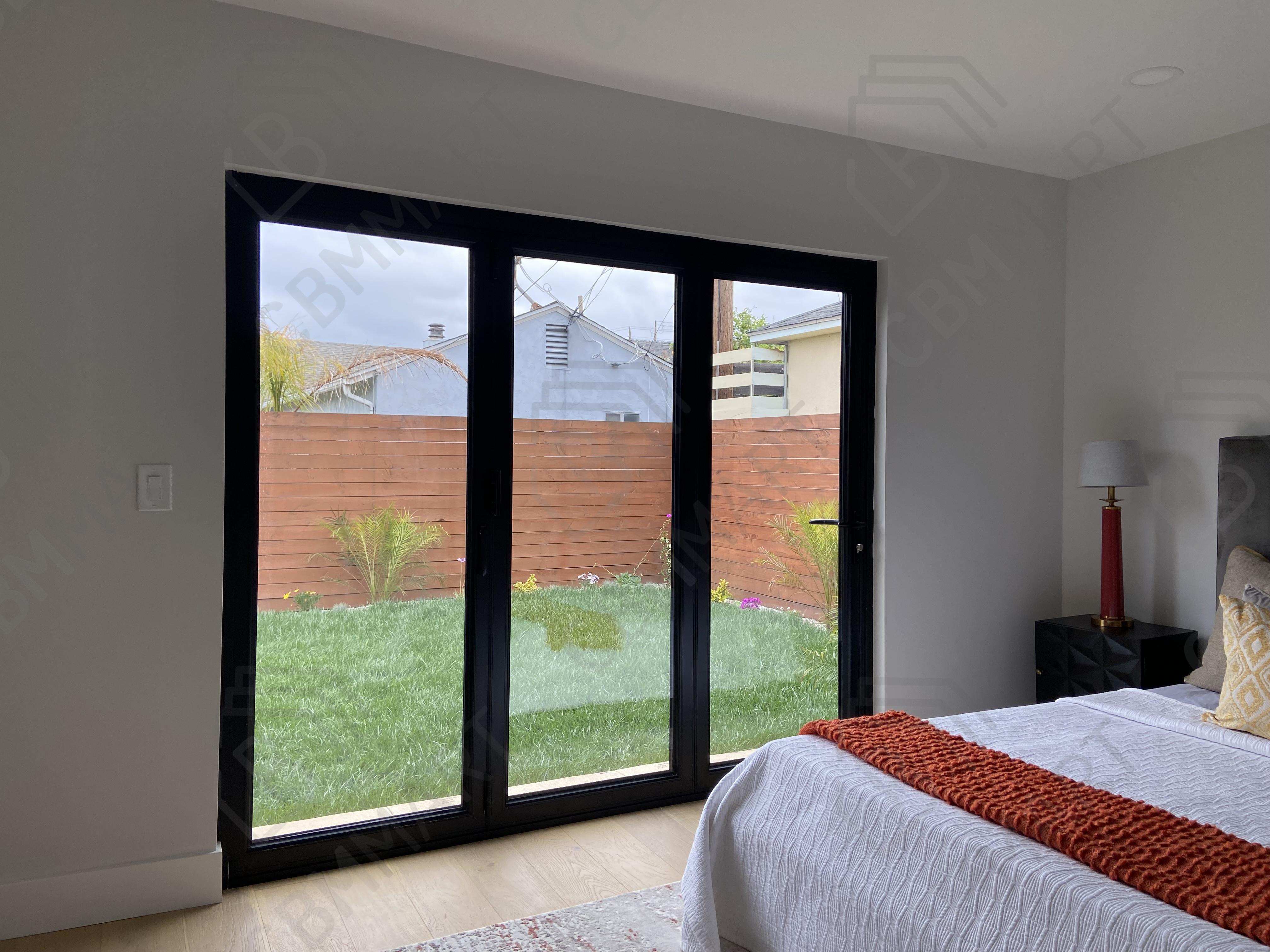 CBMmart Wholesale Aluminum Alloy Doors Windows Exterior Dining Sliding Doors Bedroom Casement Windows Heat Insulation Waterproof