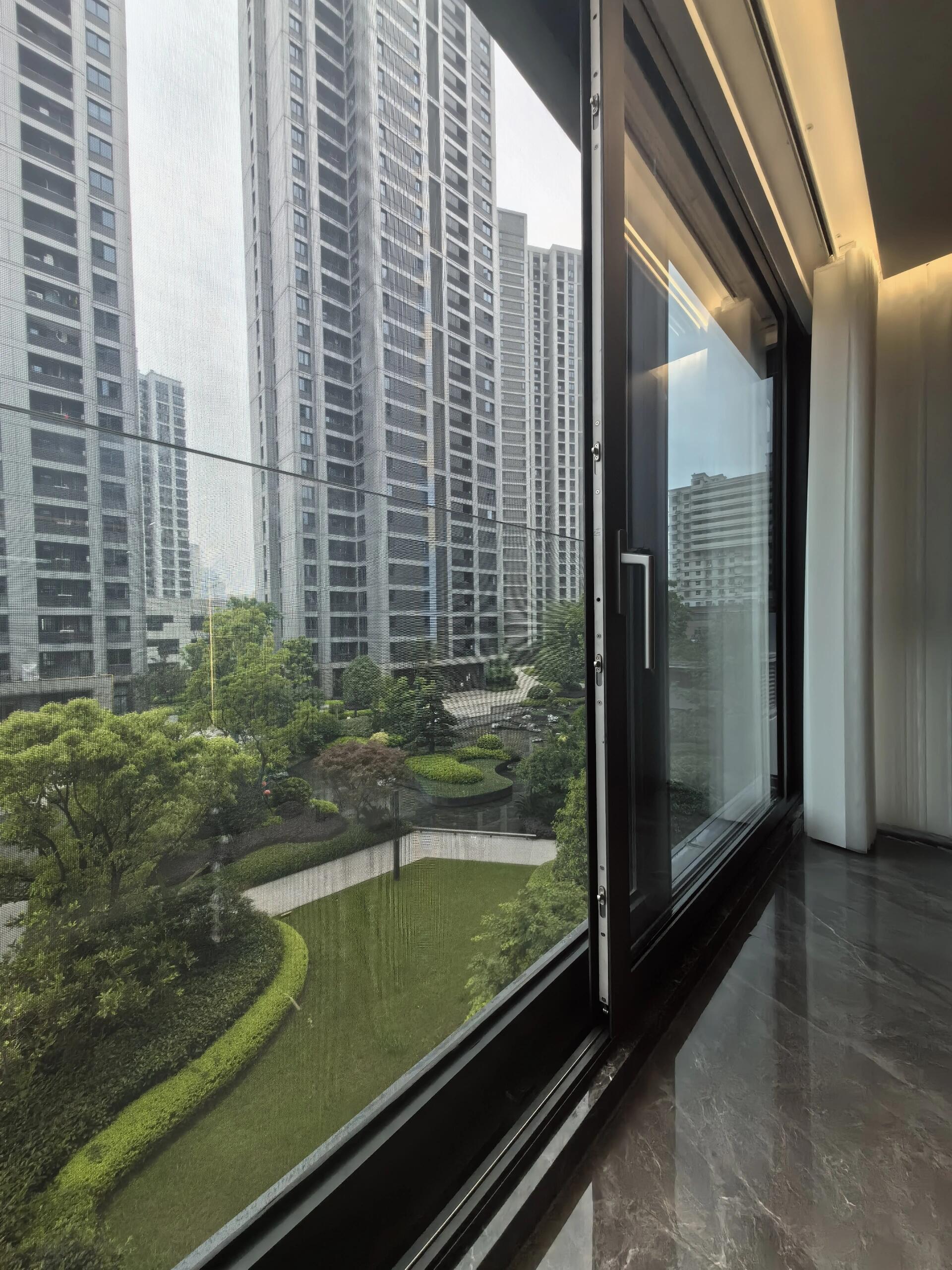 Modern Double Glazed Tempered Glass Aluminum Sliding Patio Doors For Exterior Residential Entry Doors