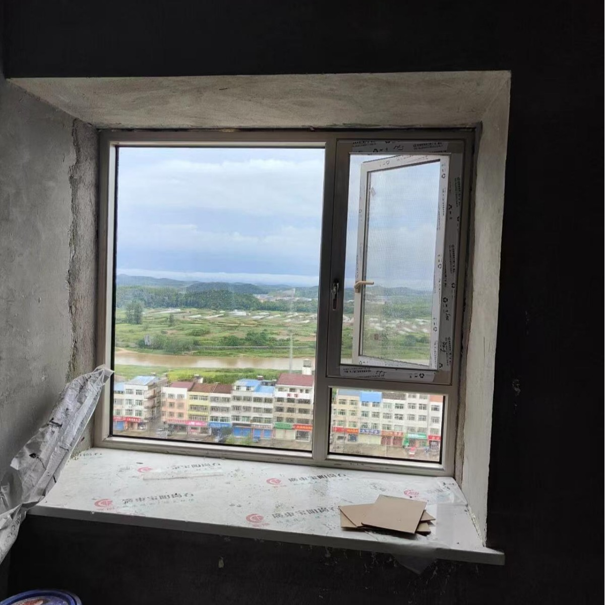 Window configuration 3